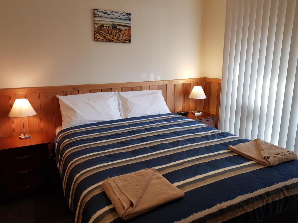 Driftwood Strahan Villas Buitenkant foto